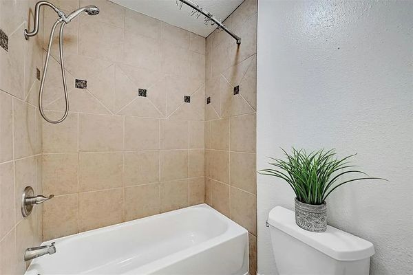 Valley View Rd, Austin, TX listing photo