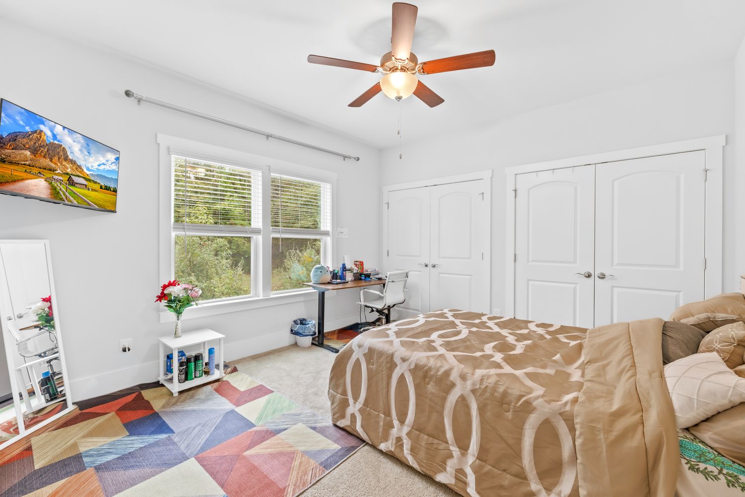Co-living rooms at Grace Ln, Charlotte NC 28262 on Alcove