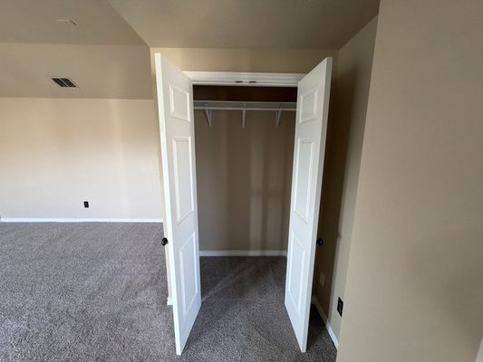 Oceanside Dr listing photo