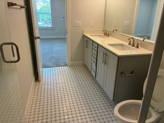 Old Grove Ln listing photo