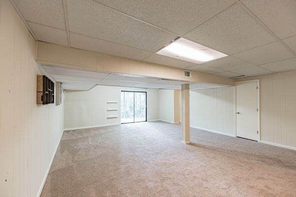 Old Mabry Pl listing photo