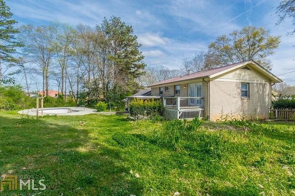 Reba Rd listing photo
