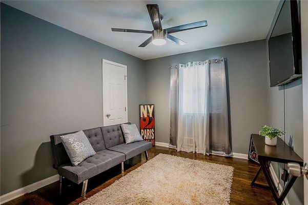 Browns Mill Rd Se listing photo