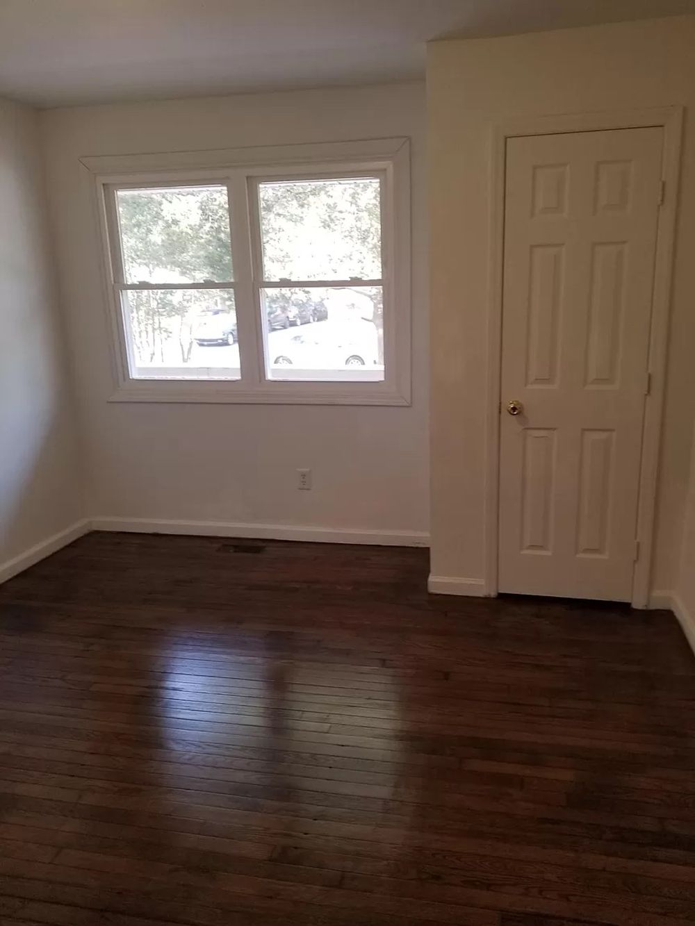 N Sharon Amity Rd, Charlotte NC 28205 on Alcove