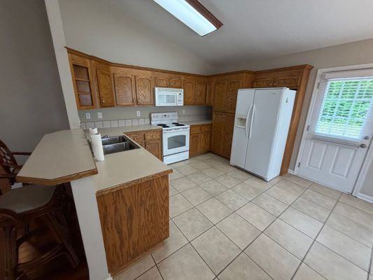 S Ridge Ave listing photo