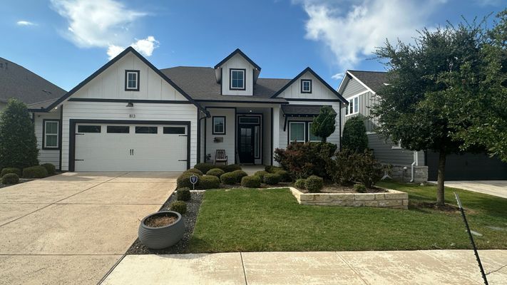Craven Hill Ln listing photo