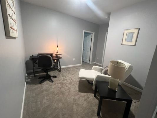 Abby Knoll Dr listing photo