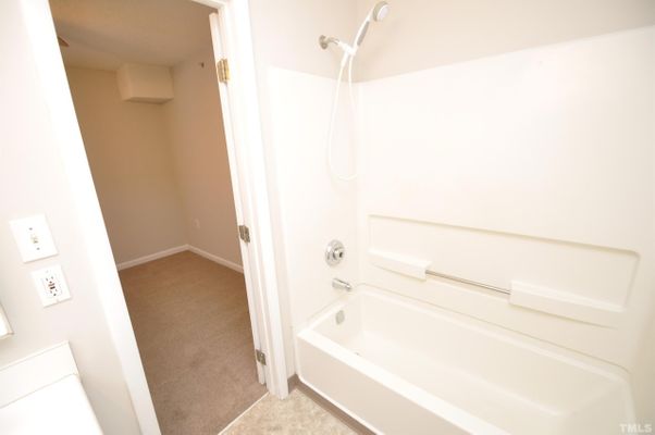 Crab Orchard Dr, Raleigh, NC listing photo