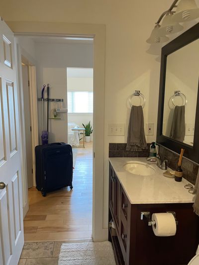 E 52nd St, Austin, TX listing photo