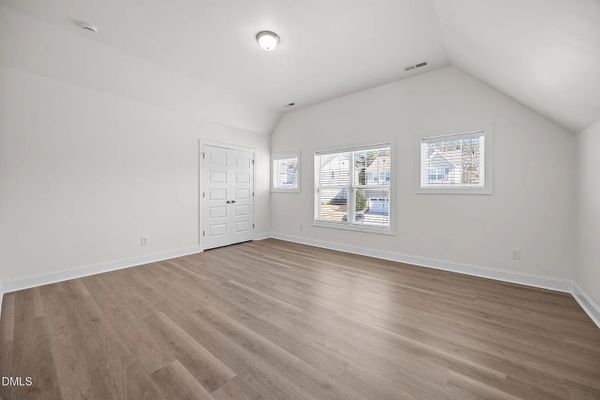 Plott Hound Ln listing photo
