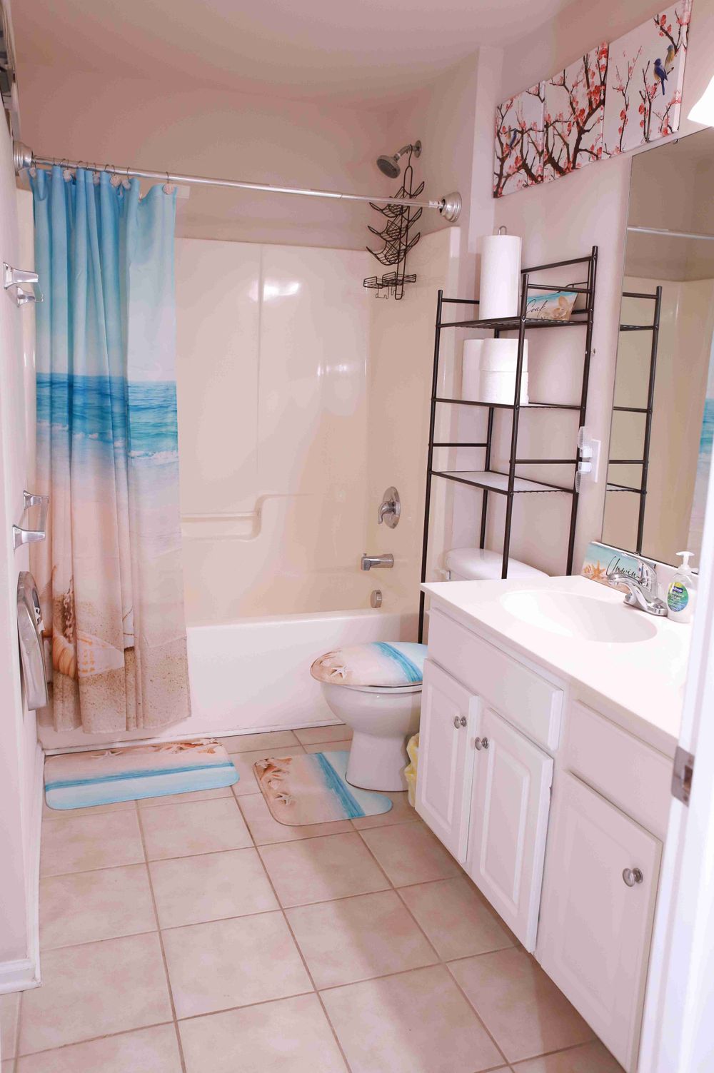 Co-living rooms at Red Birch Dr, Charlotte NC 28262 on Alcove