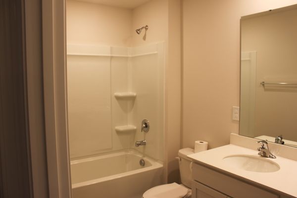 Clairwood Dr, Charlotte, NC listing photo
