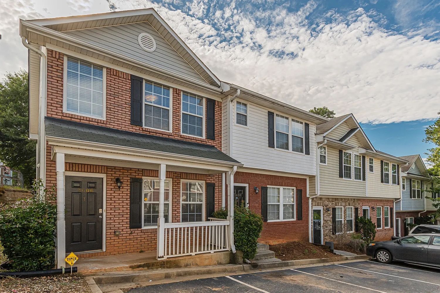 Ginnis Rd, Atlanta 30331 on Alcove