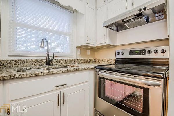 Reba Rd listing photo