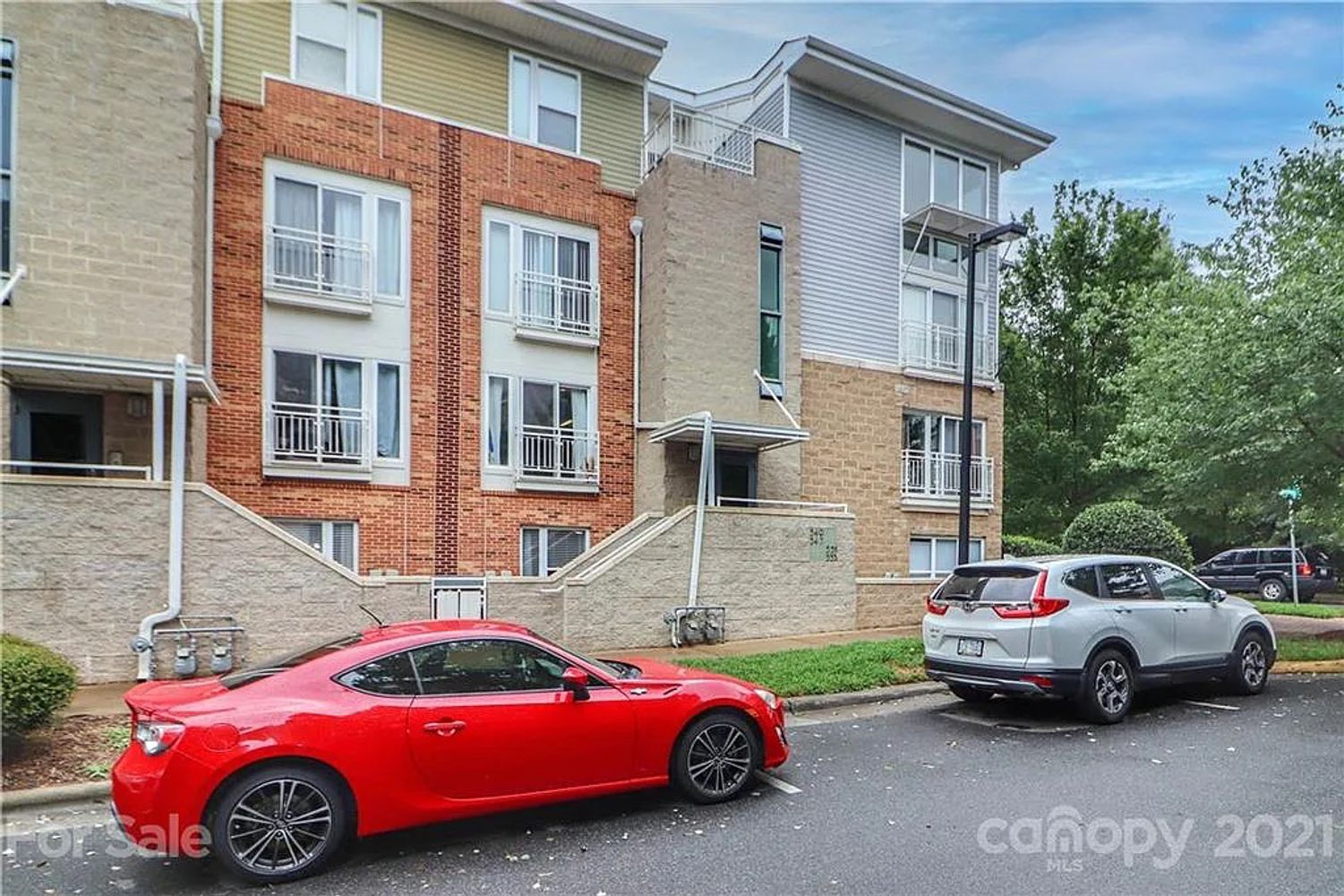 Donatello Avenue, Charlotte NC 28205 on Alcove