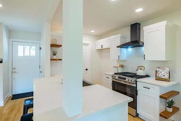 Bluestone St, Austin, TX listing photo