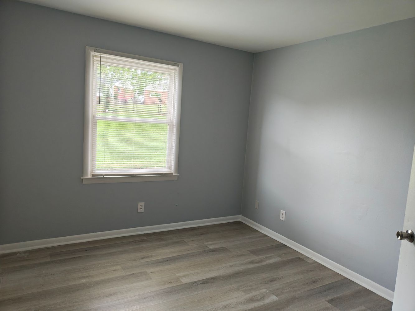 Co-living rooms at North O.Henry Boulevard, Greensboro NC 27405 on Alcove