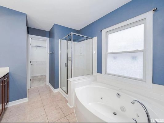 Legendary Ln listing photo