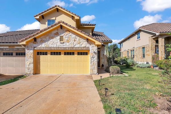 S Meadowlark St, Lakeway, TX listing photo