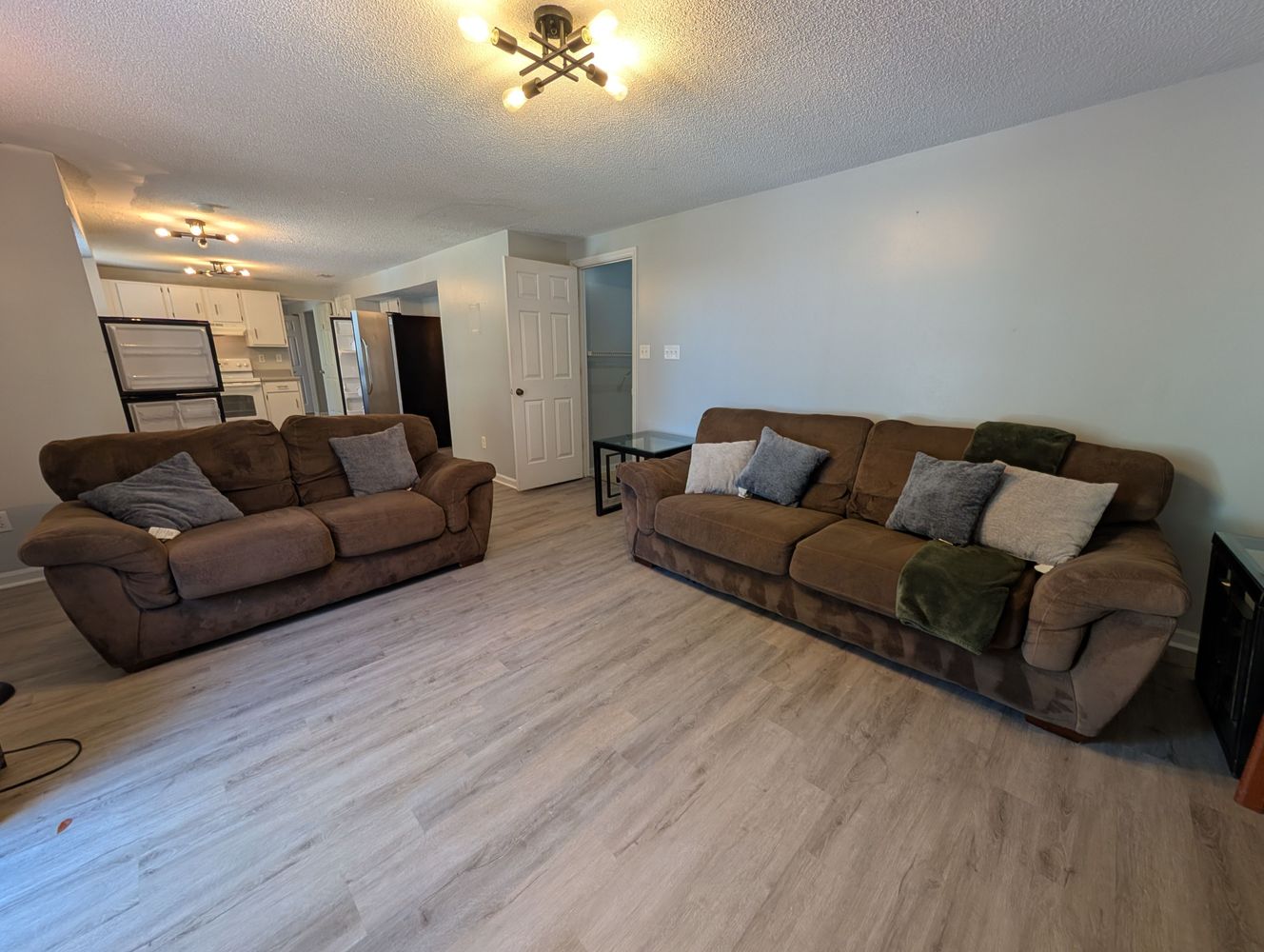 Flint Glenn Ln, Charlotte NC 28262 on Alcove