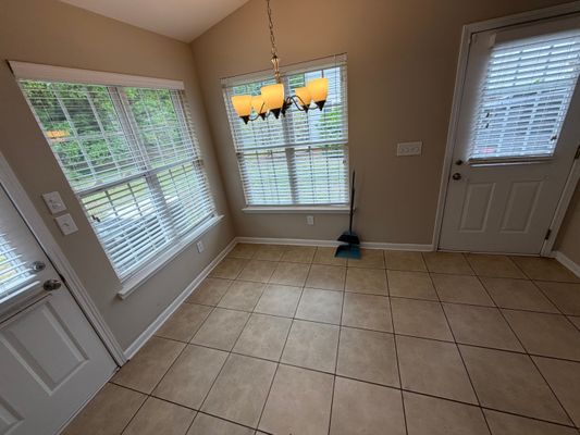 S Ridge Ave listing photo