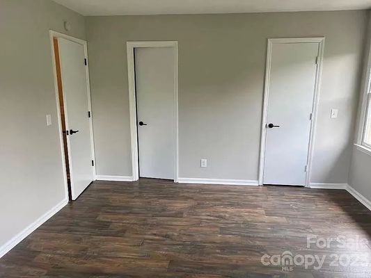Meadow Rose Ln, Charlotte, NC listing photo