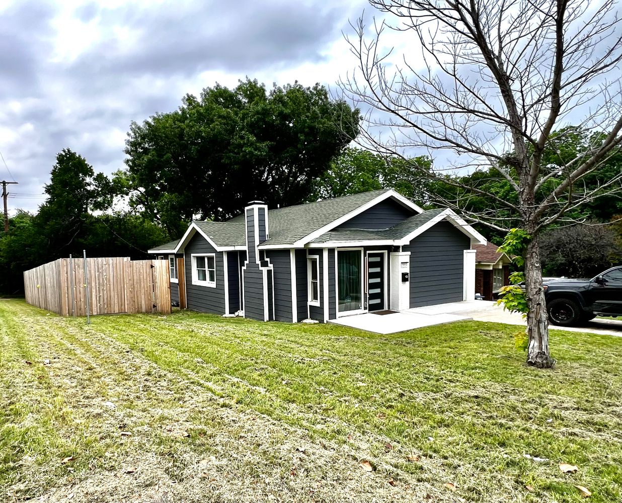 W Brooklyn Ave, Dallas 75211 on Alcove