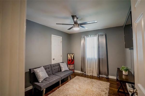 Browns Mill Rd Se listing photo