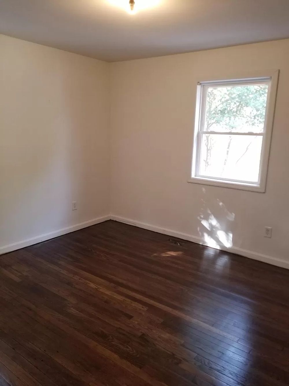 N Sharon Amity Rd, Charlotte NC 28205 on Alcove
