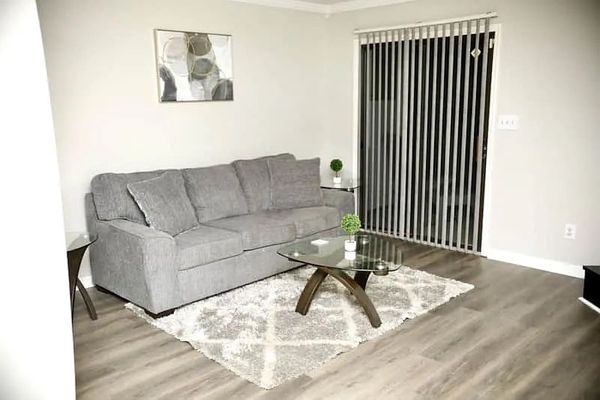 Forest View Dr listing photo