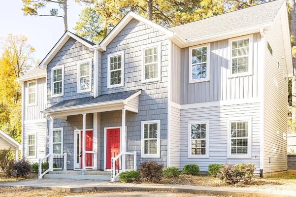 Pineland Cir, Raleigh, NC listing photo