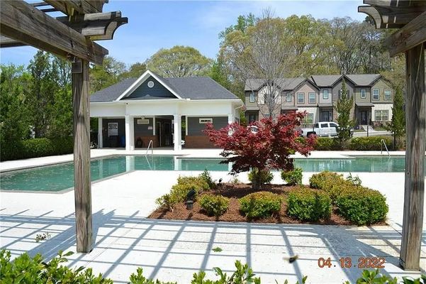 Bayrose Cir listing photo