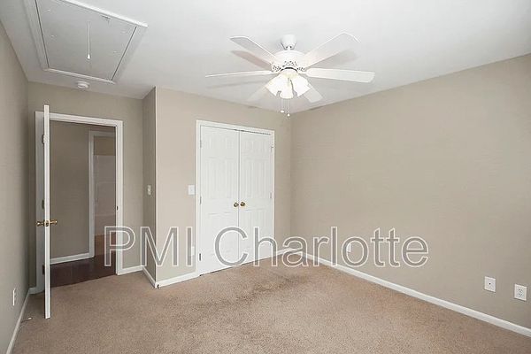 S Ridge Ave listing photo