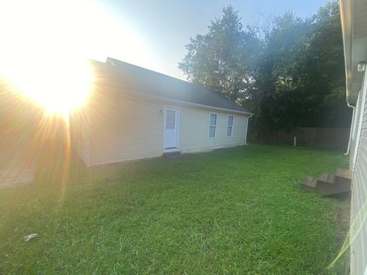 Beck St listing photo