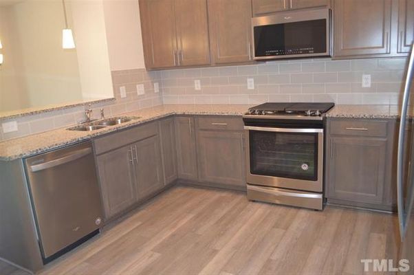 Talley St listing photo