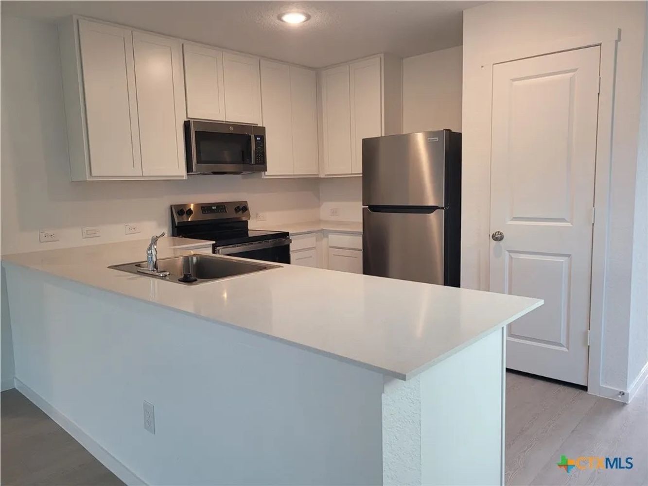 Noir Ln, New Braunfels TX 78130 on Alcove