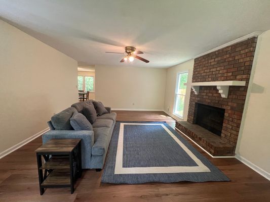 Hillboro Cir Sw listing photo