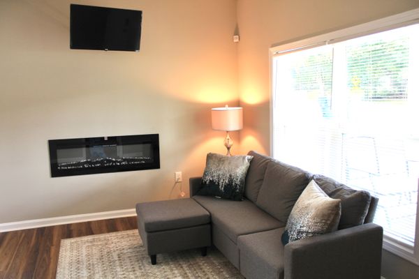 Bolton Rd Nw listing photo