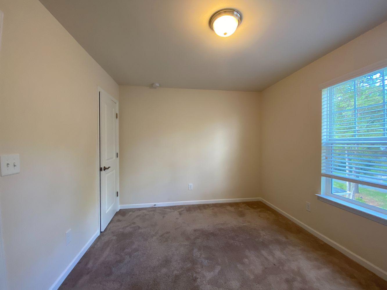 Co-living rooms at Sharonbrook Dr, Charlotte NC 28210 on Alcove