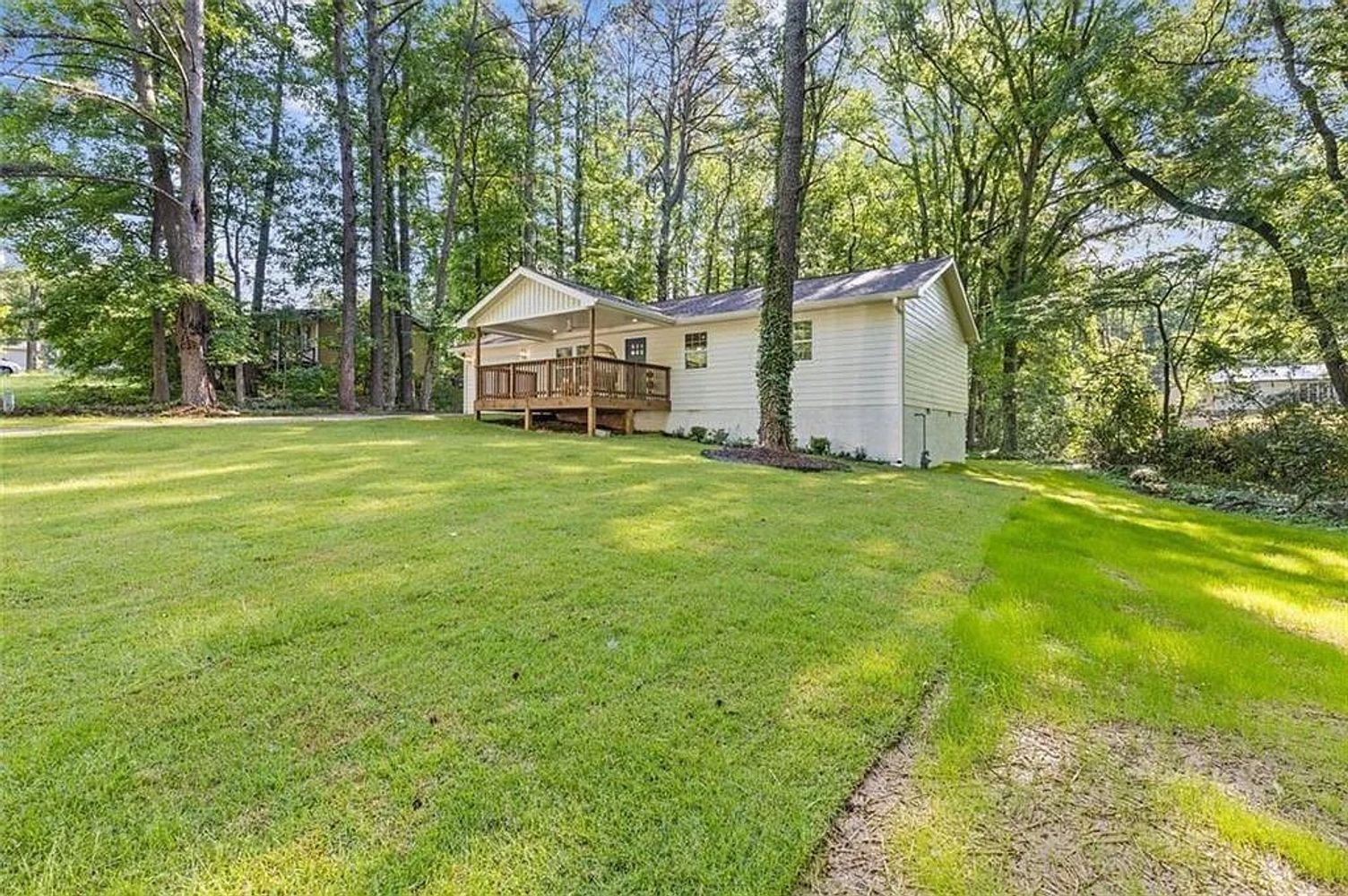 Bay Leaf Dr SE, Conyers GA 30094 on Alcove