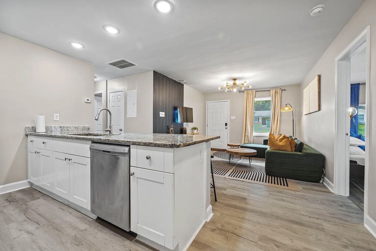 Ayrshire Cir NW, Atlanta GA 30318 on Alcove