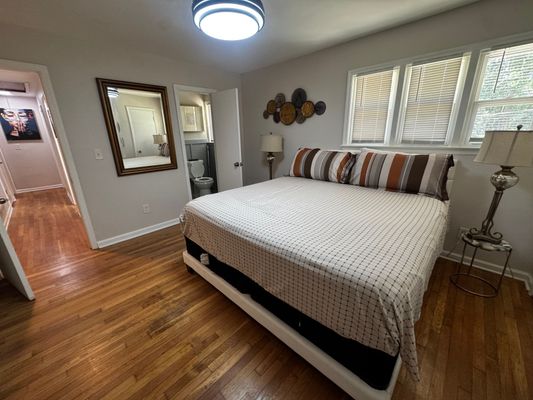 Winthrop Rd listing photo