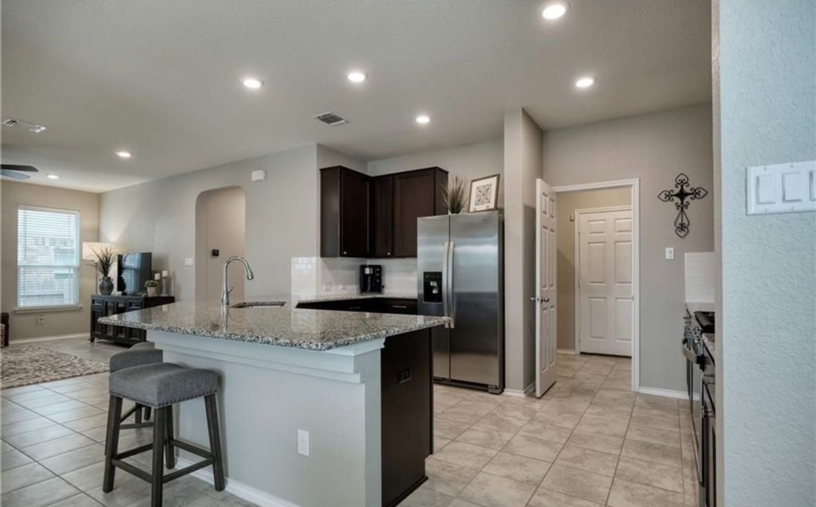 Muenster Dr, Hutto TX 78634 on Alcove