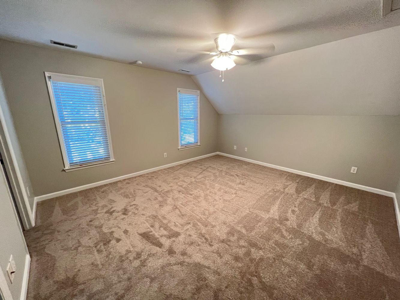 Co-living rooms at Kingsmill Rd, Cary NC 27511 on Alcove