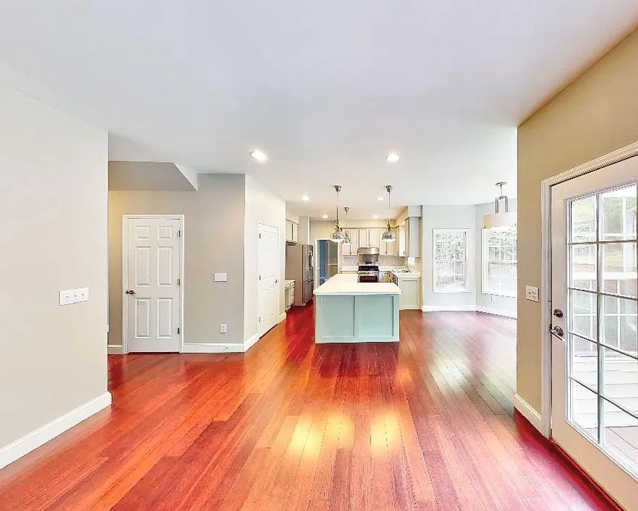 New Parkside Dr, Chapel Hill NC 27516 on Alcove