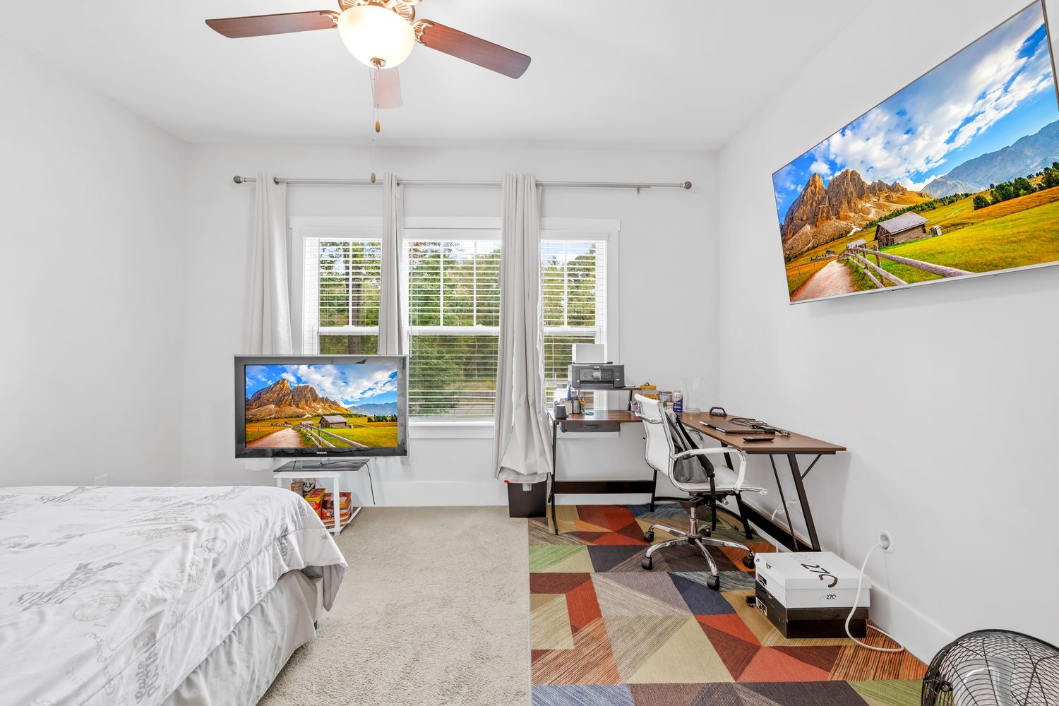 Co-living rooms at Grace Ln, Charlotte NC 28262 on Alcove