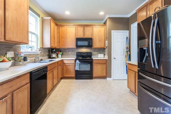Autumn Leaf Ln, Durham, NC listing photo