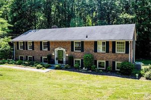 Kinnamon Rd, Winston-Salem NC 27104 on Alcove