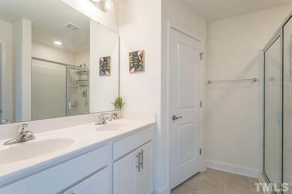 Princess Lita Way listing photo