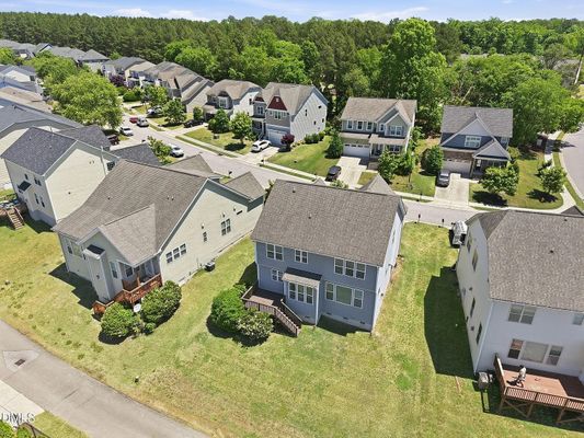 Plott Hound Ln listing photo